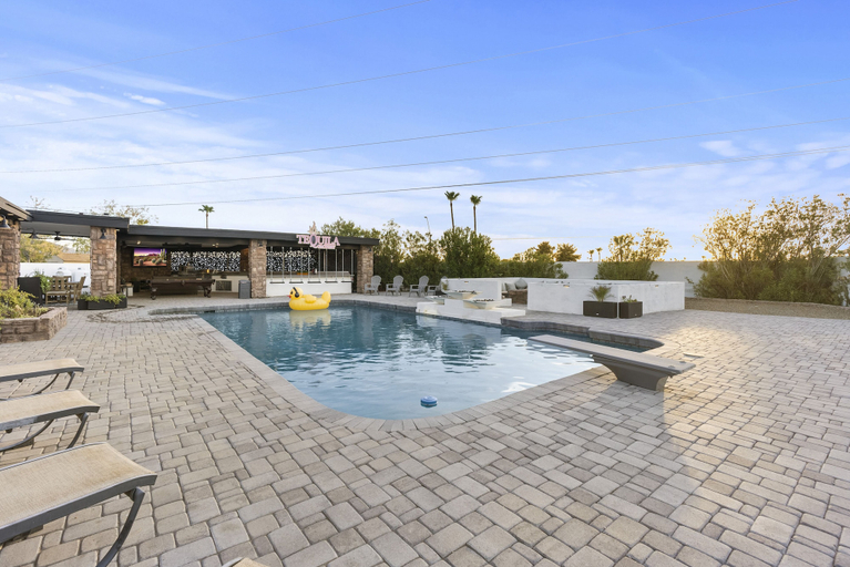 Sport & Beauty 5, Tequila Fountain, Maricopa