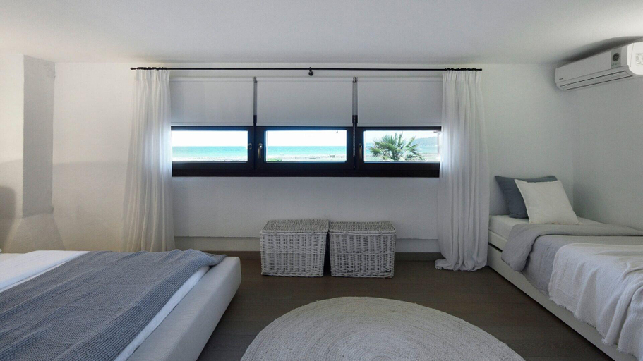Bedroom 2, Soleado Luxury Villas, Central Macedonia
