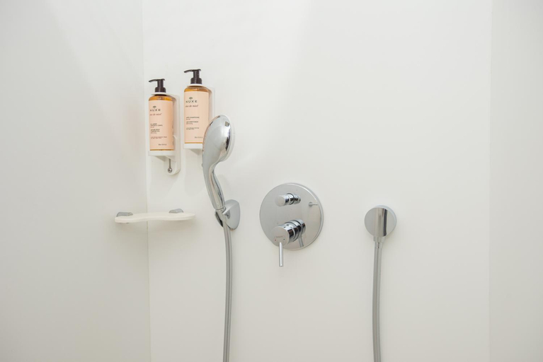Amenities 8