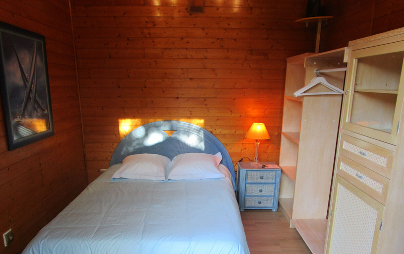 Bedroom 5, Locatlantique, Charente-Maritime
