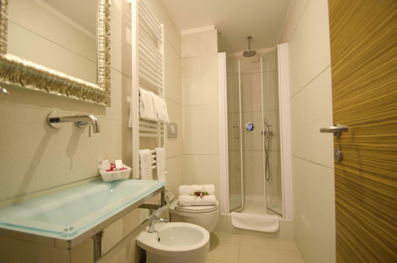 Bathroom 3, Interno 5 B&B, Rome
