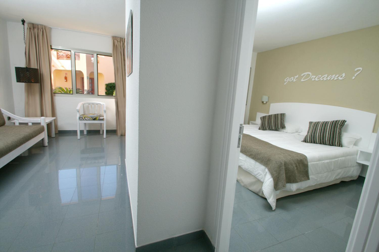 Bedroom 3, Turbo Club, Las Palmas