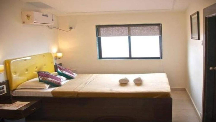 Bedroom 3, Silver Leef, Satara