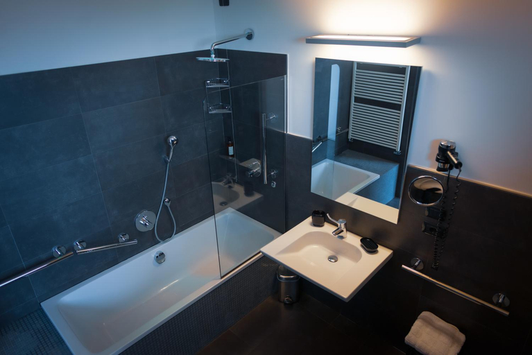Bathroom 5, Hotel Lungomare, Forli' - Cesena