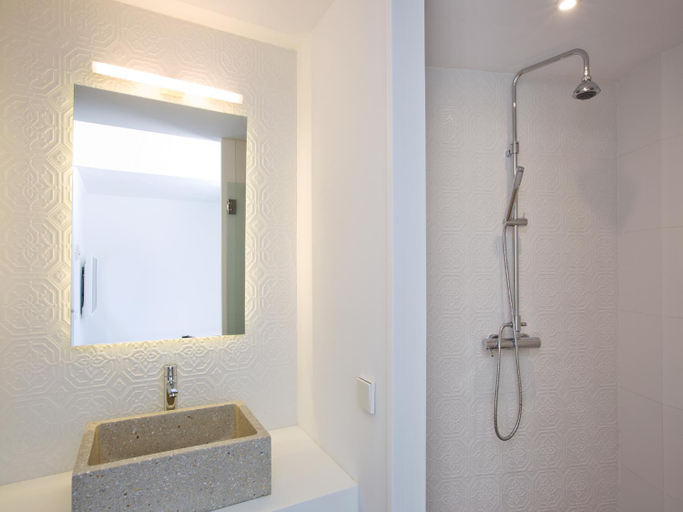 Bathroom 5, HM Balanguera Beach-Adults Only, Baleares