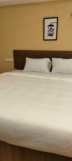 Bedroom, OMR GRAND INN, Kancheepuram