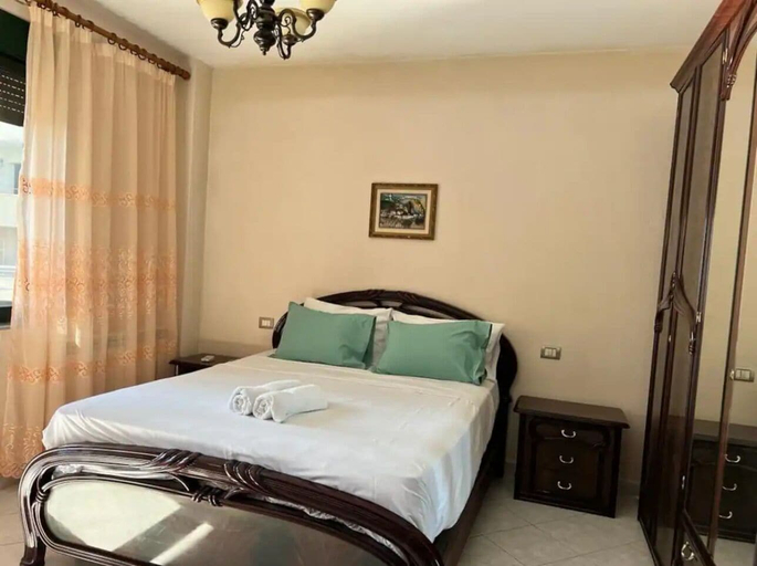 Others 5, Spacious 2 Bedroom Apartment, Durrësit