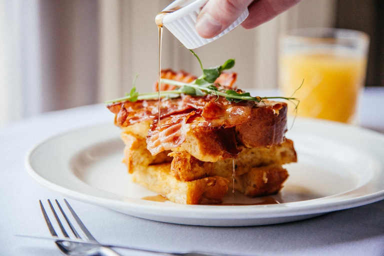 Food & Drinks 5, The Martello Hotel