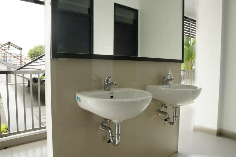 Bathroom 5, Permata Suites Eksklusif Yogyakarta, Sleman