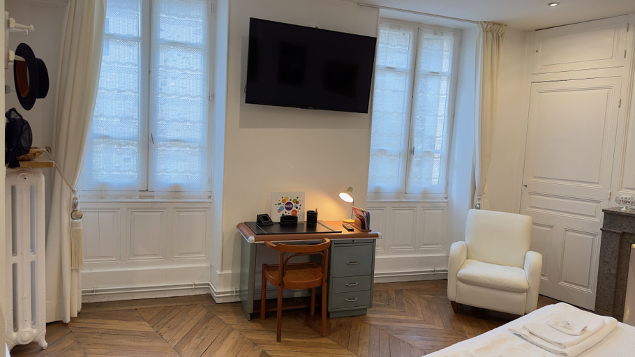 Others 5, Chambre de charme au coeur de Valence, Drôme