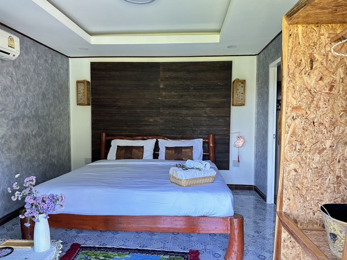 Bedroom 3, Sainamtok Resort, Khao Kho