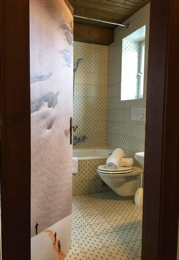 Bathroom 3