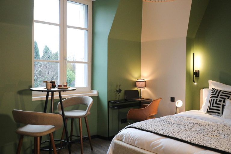 Bedroom 27