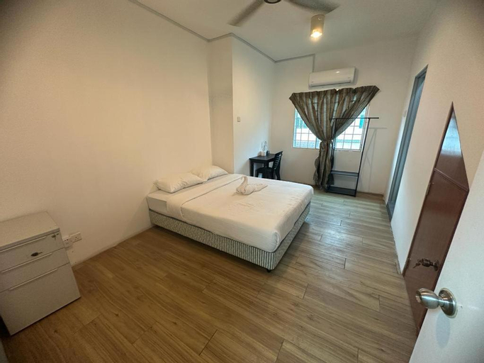 Bedroom 11