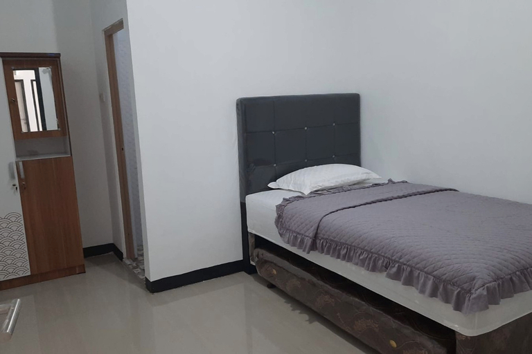 Bedroom 2, Pondokan Guest House Rinjani Syariah, Bengkulu