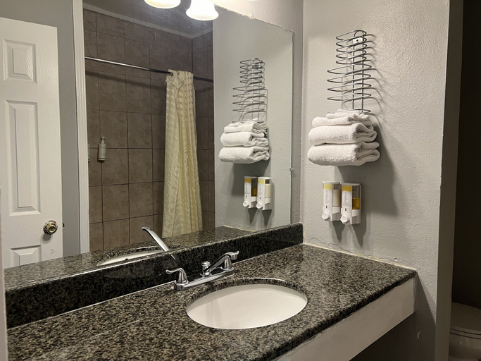 Bathroom 5, Hometown Inns North Hills, Los Angeles