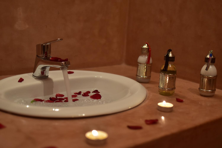 Bathroom 4, Riad Iklil, Marrakech