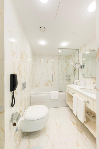 Bathroom 5, Hallmark Hotel & Spa, Şişli