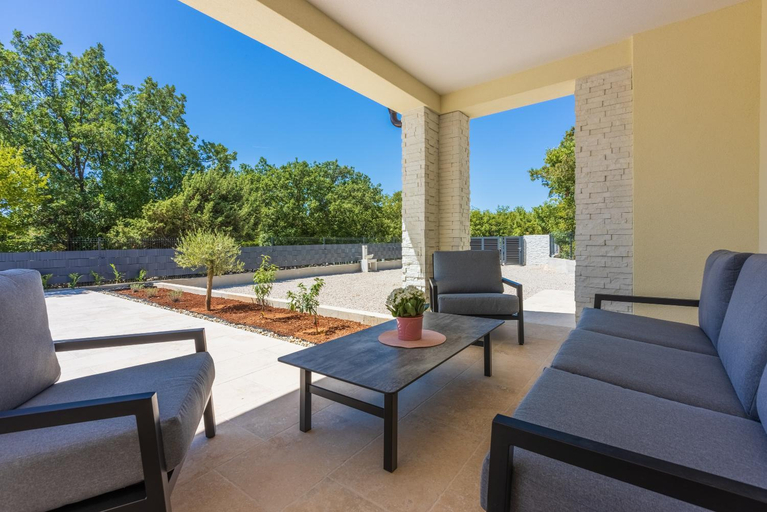 2, Villa Una, Krk