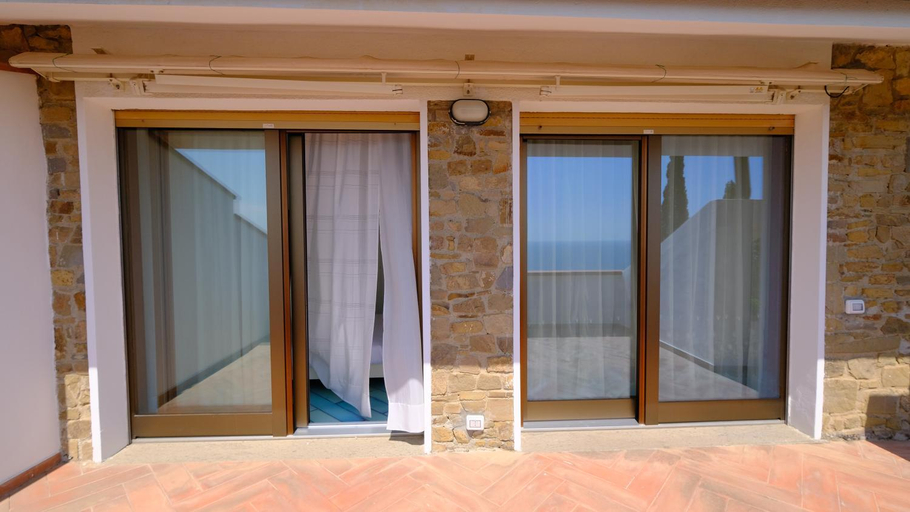 Others 5, Villa Monte Bianco, Grosseto
