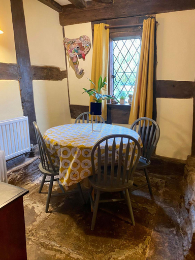 Others 5, Historic Tudor House in rural Hereford - inc breakfast, Herefordshire