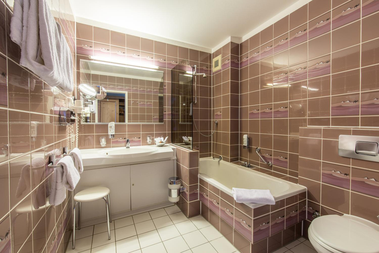 Bathroom 4, Hotel Reiterhof, Kulmbach