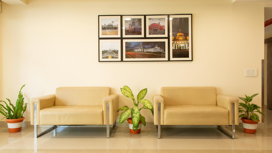 Public Area, Ginger Bangalore IRR, Koramangala, Bangalore