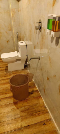 Bathroom, OMR GRAND INN, Kancheepuram