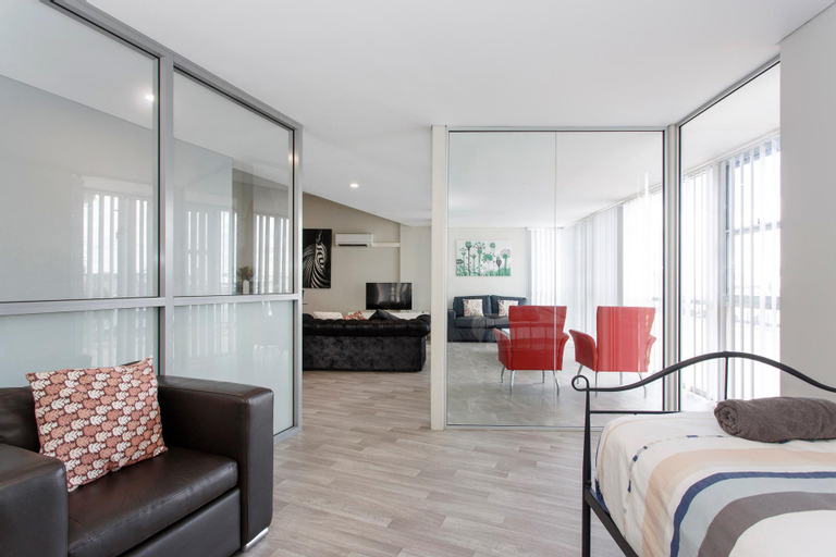 Bedroom 2, Waverley apartment A-two bedrooms, wifi available, Gosnells