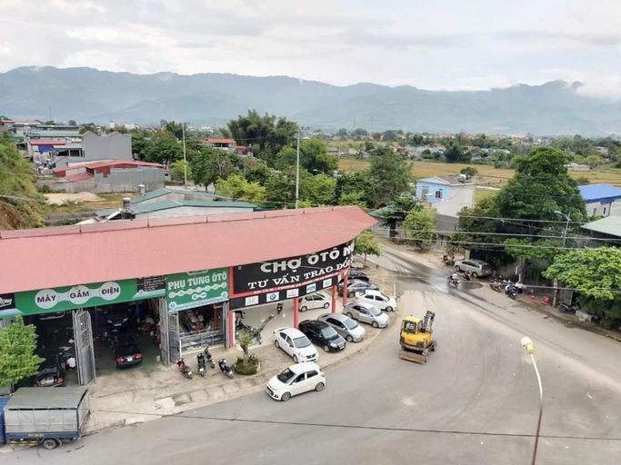 Others 2, NHA NGHI DUNG TAI, Nghĩa Lộ