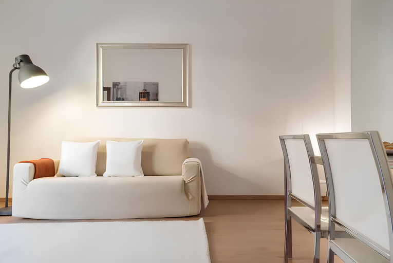 Living area 4, Charming Sempione Apartment, Milano
