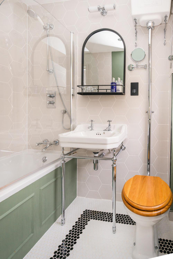 Bathroom 5, Berkeley Square Hotel, Bristol