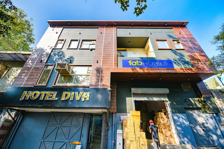 Exterior & Views 2, FabExpress Divya Villa, Delhi