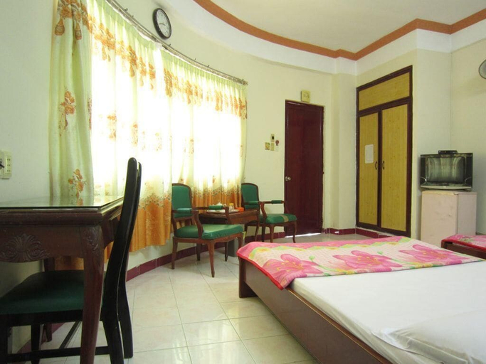 Bedroom 3, Hanh Long 2 by Bay Hotel, District 5