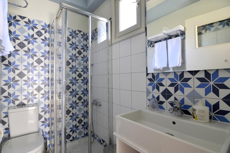 Bathroom 3, Avra Pension, South Aegean