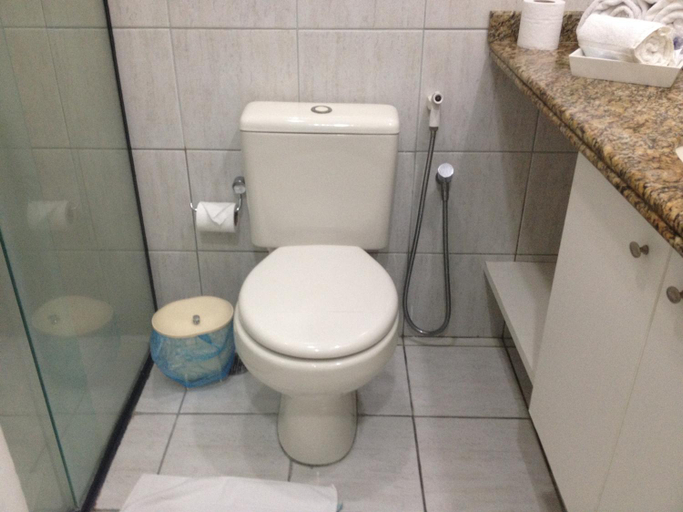 Bathroom 4, Atalaia Apart Hotel, Aracaju
