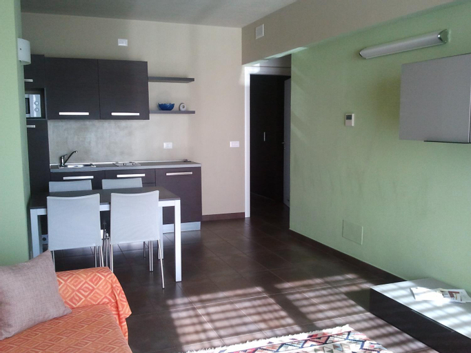 Dining Room 8