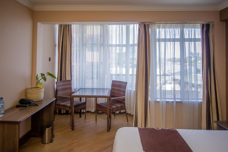 Others 4, Airport Landing Hotel, Embakasi East
