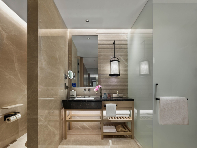 Bathroom 5, Hilton Shanghai Songjiang Guangfulin, Shanghai