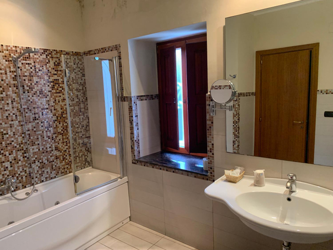 Bathroom 4, Le Stanze Del Vicere Boutique Hotel, Napoli