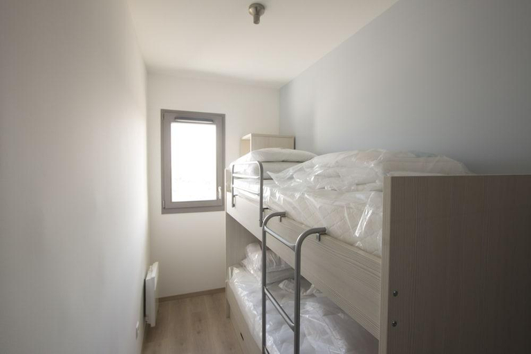 Bedroom 2, Evancy Etoile de Mer, Nord