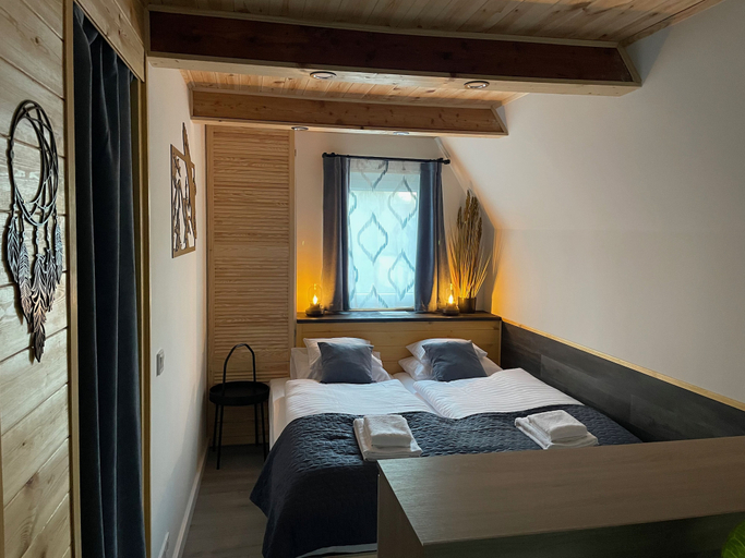 Bedroom 2, Calm Resort Hertelend, Komlói