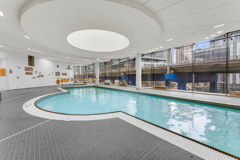 Sport & Beauty 3, Stallion Suites Opp CN Tower & Scotiabank Arena, Toronto