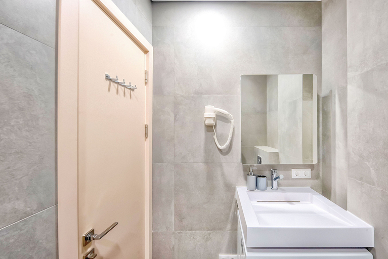 Bathroom 3, HB apartments Moedani, Tbilisi