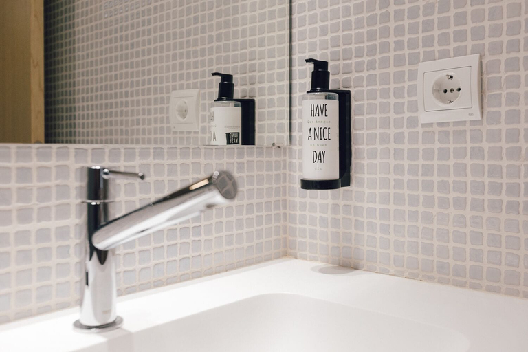 Bathroom 3, Palau Suites & Apartments, Valencia