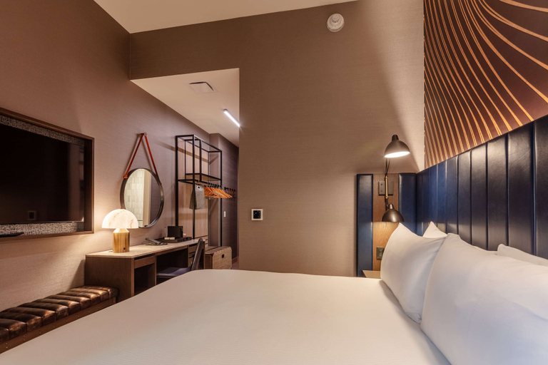 Bedroom 2, Tempo by Hilton New York Times Square, New York