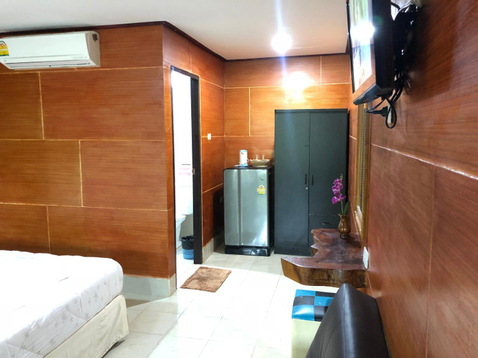 Bedroom 15
