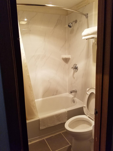 Bathroom 4, Quality Inn New River Gorge, Fayette