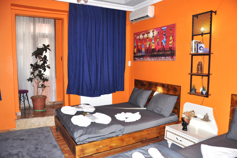 Bedroom 2, takism pandora hotel, Beyoğlu