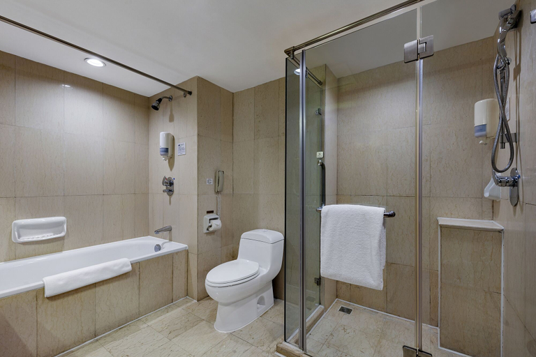 Bathroom 3, huayang plaza hotel, Luoyang
